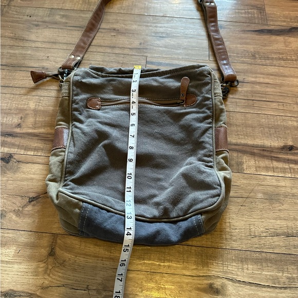 Myra Blossom Shoulder Crossbody Bag - Picture 9 of 13